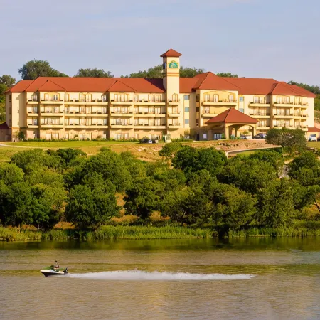 La Quinta Inn & Suites by Wyndham Marble Falls
