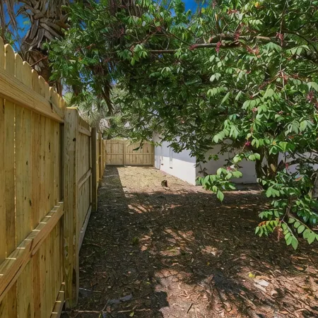 Family Getaway – 4-Br House w/ Parking & Patio