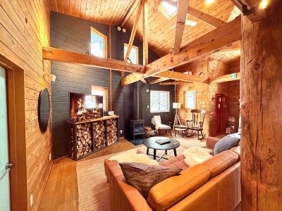 Stay in Toya | Cozy Cabin near Lake Toya, Rusutsu & Niseko