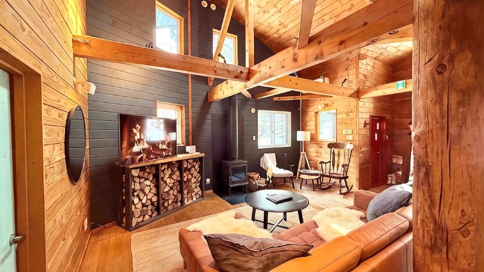 Stay in Toya | Cozy Cabin near Lake Toya, Rusutsu & Niseko