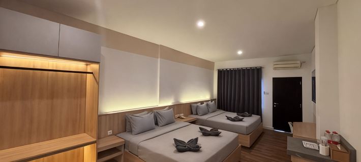 Holiday Beach Inn Hotels in Pangandaran Regency