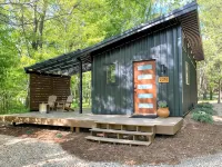 The Patsy at High Bank – Cozy Elk Riverfront Tiny Cabin in Scenic Noel, MO