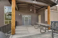 Ski Tucson Cabin at Mt Lemmon Hotel Overlooking Summerhaven, Arizona