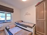Modern farmhouse for 10 people Hotele w: Nesselwang