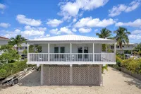House in Islamorada, in exclusive Venetian Shores. - Homestays
