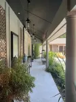 3BR secluded gem w/ pool, minutes to beaches/marinas, walk to town & restaurants