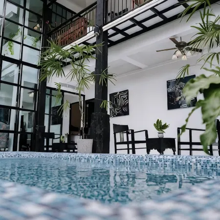 The Courtyard Chiangrai Отели рядом с достопримечательностью «Монумент Короля Менграи»