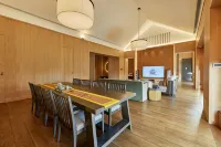 APEXVILLA - Parvekkeita