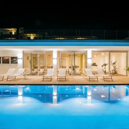 Hidalgo Suites