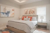 Lamar Villa-3 bed 2.5 bath with outdoor kitchen