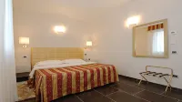 Dante Residence Apartment 1