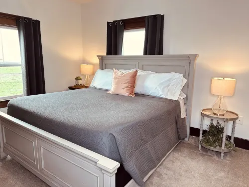 Updated Farmhouse with lots of outdoor space and beautiful views! - 3-Star