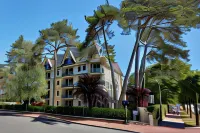 Residence Pierre & Vacances les Embruns - parkir