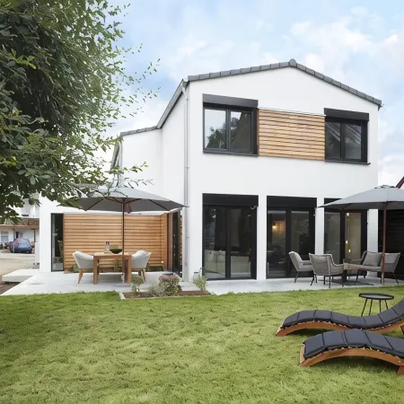 Ferienhaus für 1-12 Personen, mit 4 Schlafzimmern Отели в г. Майен