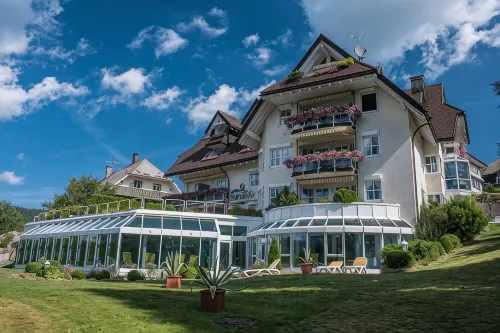 Dream vacation in a modern Black Forest ambience at the lake