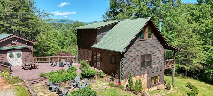 Cabin with 3 Bedrooms, Game Room, Sunrise & Mountain Views! Hotels in Union County