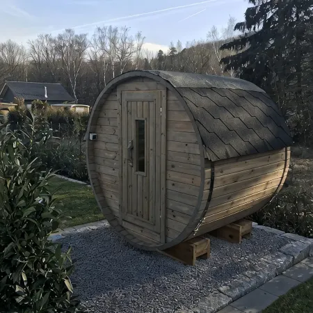 Vacation home Lee&Luv with barrel sauna, free W-LAN