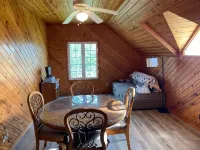 Cozy 1-bedroom apartment in charming Burton 9 minutes from ROUND TOP! - Alojamientos