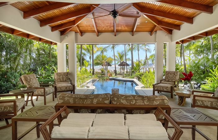Beachfront Luxury Villa with Private Pool