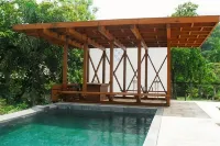 BirdHouse@Gamboa, Panama Canal - Pools