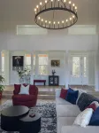 Beautiful new house nestled in a private and fenced 30 acres nature sanctuary. - واي فاي