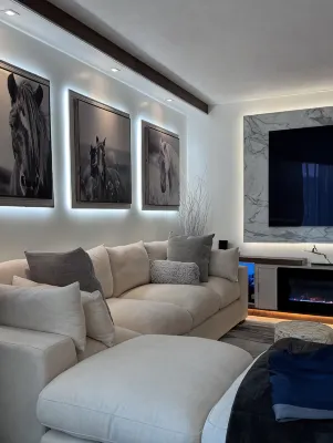 Modern 3Br • Fireplace • Gym • Lounge - Bungalows