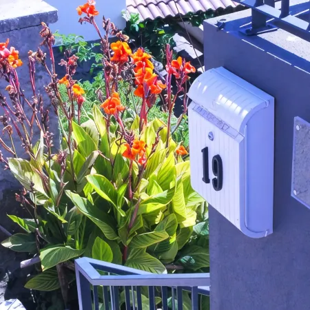 Studio One | Ocean View | Perfect Budget Couple's Retreat with Free WIFI