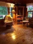 Log Cabin On Quiet Wilderness Lake In Downeast Lakes Region Of Maine - 샬레 호텔