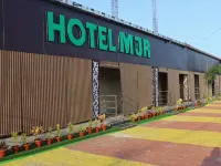 Hotel MJR - Free Pickup and Drop Temple, Sea Beach & Puri Railway Station - Resorts