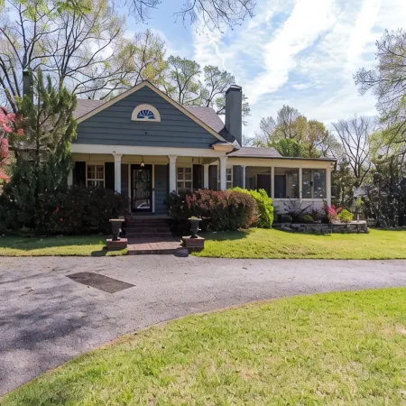 Classic Central Memphis Home with Pool