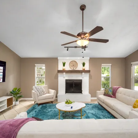 Private Heated Pool • Arcades • Sleeps 10 • Quiet Jacksonville Retreat