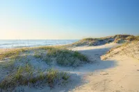 The Cabin - Unique OBX Stay, Huge Yard!