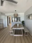 Stunning 3 Br Beachfront condo - Apartments