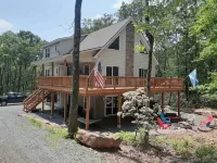 Parkwood Manor at Bear Creek Lakes in Jim Thorpe