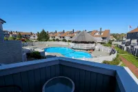 Amazing townhouse in oceanfront resort, pool, beach - Beach