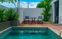 Onyx Hotel & Villa - مسبح