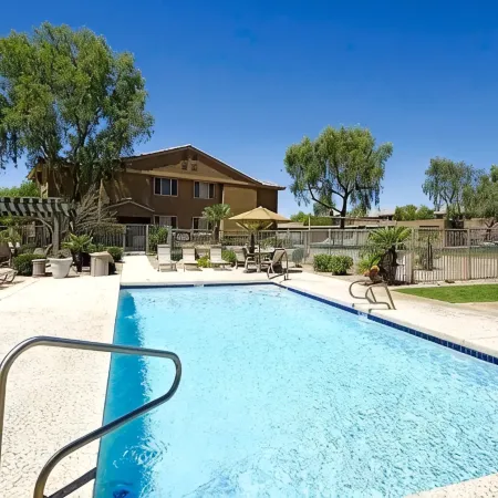 Newly Renovated Condo: Foothills View & Resort Amenities Отели рядом с достопримечательностью «Саут Маунтин Парк Сценик Драйв»