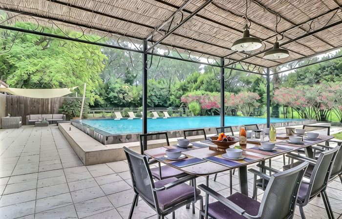 X1f33f;Superb Maison de Maître in Provence with XXL Infinity Pool and BicyclesX1f33f;