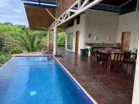 Fabulous 4Bd/4BA at Low Rates, Views, Pool, Wifi, Near Beaches, Cafes, Dominical - Swimmingpools