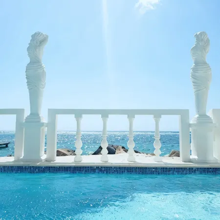 Luxurious Villa Fillipe 1  Beach Front , Sea View: Spacious, Private Pool & AC