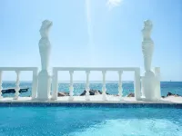 Luxurious Villa Fillipe 3-  Beach Front , Sea View: Spacious, Private Pool & AC - Villas