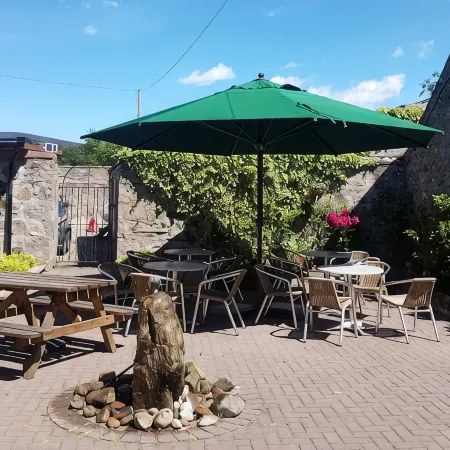 The Commercial Hotel