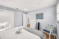 Seahorse Suites #1. Pet Friendly Beach HAVEN!