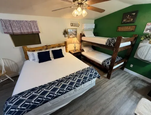 Porter Place at Serenity Hills Zion - Homestays