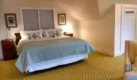No hidden cleaning charges.  Huge 3bd/3ba apartment with tons of waterviews.