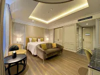 Maia Hotel Jakarta Hotels near Slipi