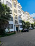 Riara Prestige Apartments - สระว่ายน้ำส่วนตัว