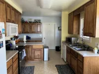 Large home next to Yellowstone Nat Park with mountain views