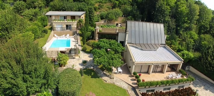 La Villa du Rhône Hotels in Ain