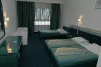 Jinene Hotel - Hot Tub